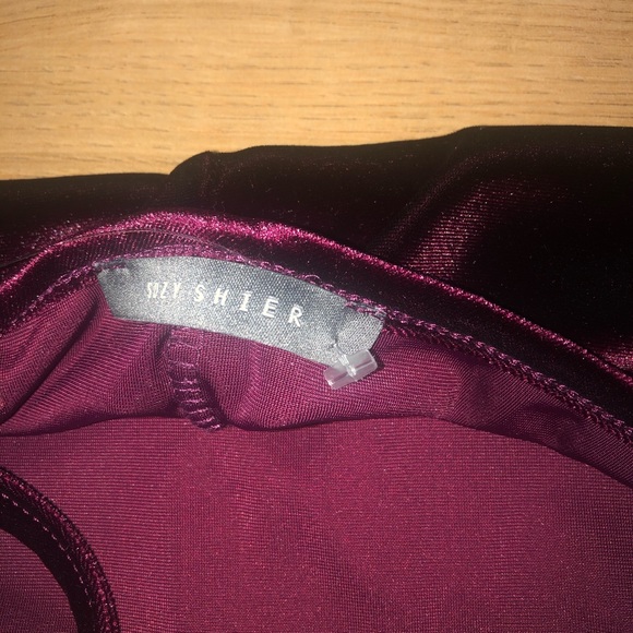 red velvet tank top suzy shier - Picture 3 of 3